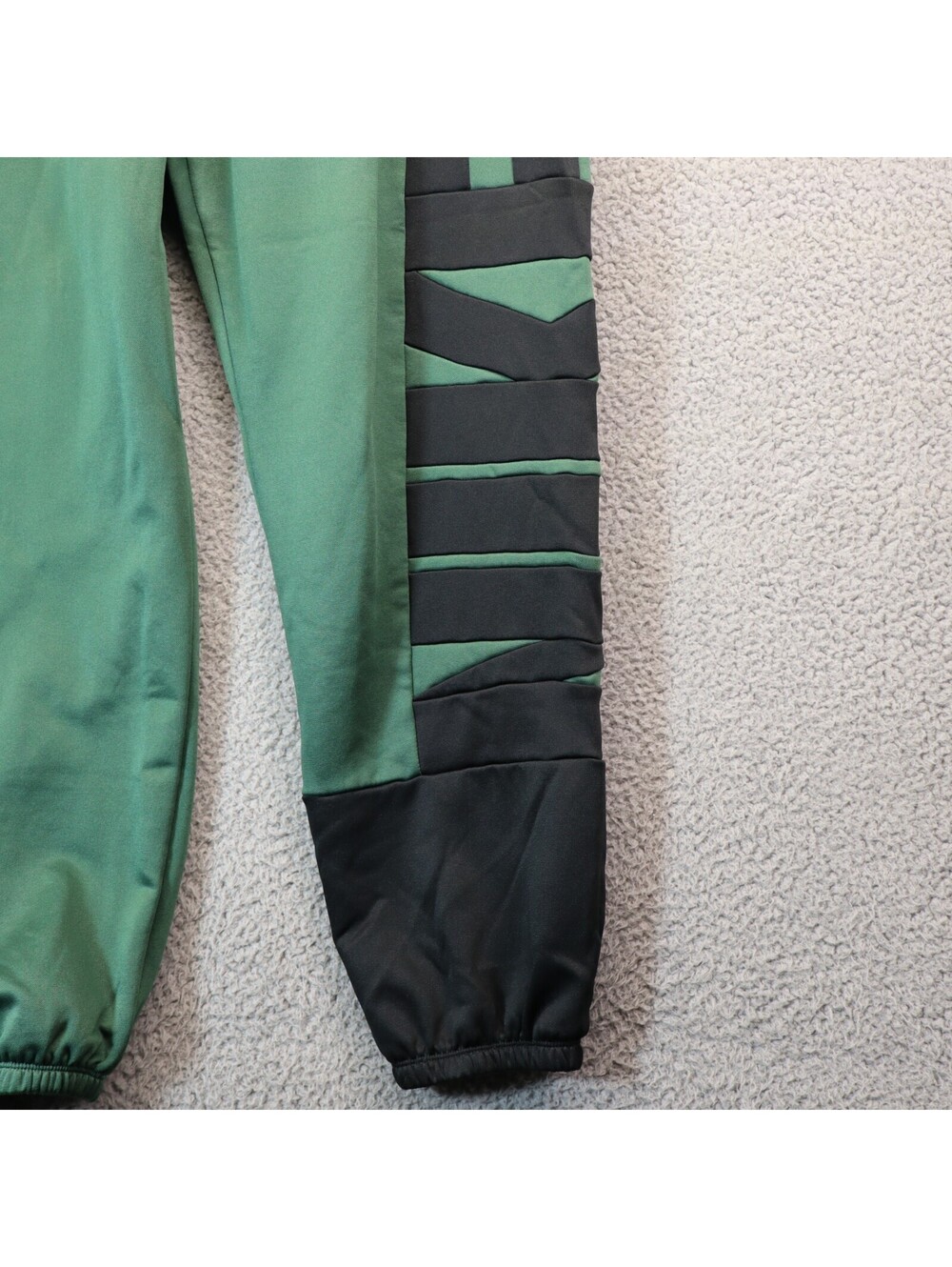 Nike Tech Fleece Mens XL Sweatpants Joggers Zip Air Logo - Picture 3 of 11